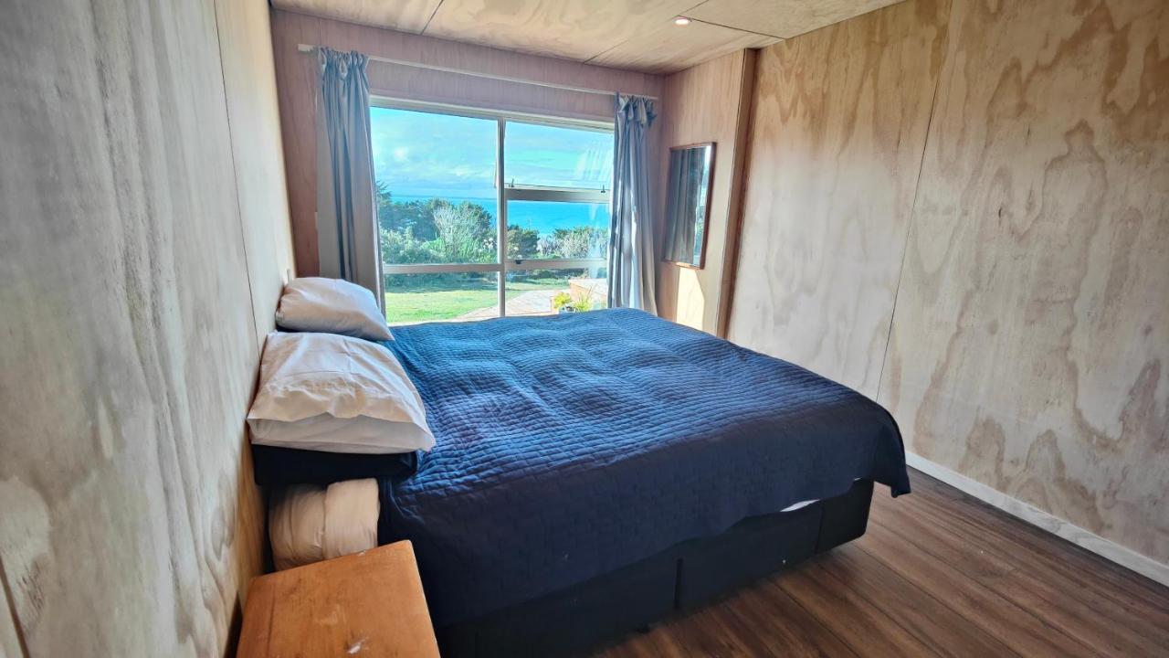 Вилла Spectacular Moana Views Riverton Экстерьер фото